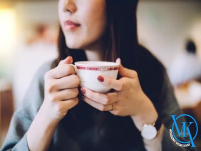 آیا قهوه و چای روی شیدینگ لب تاثیر دارد؟
